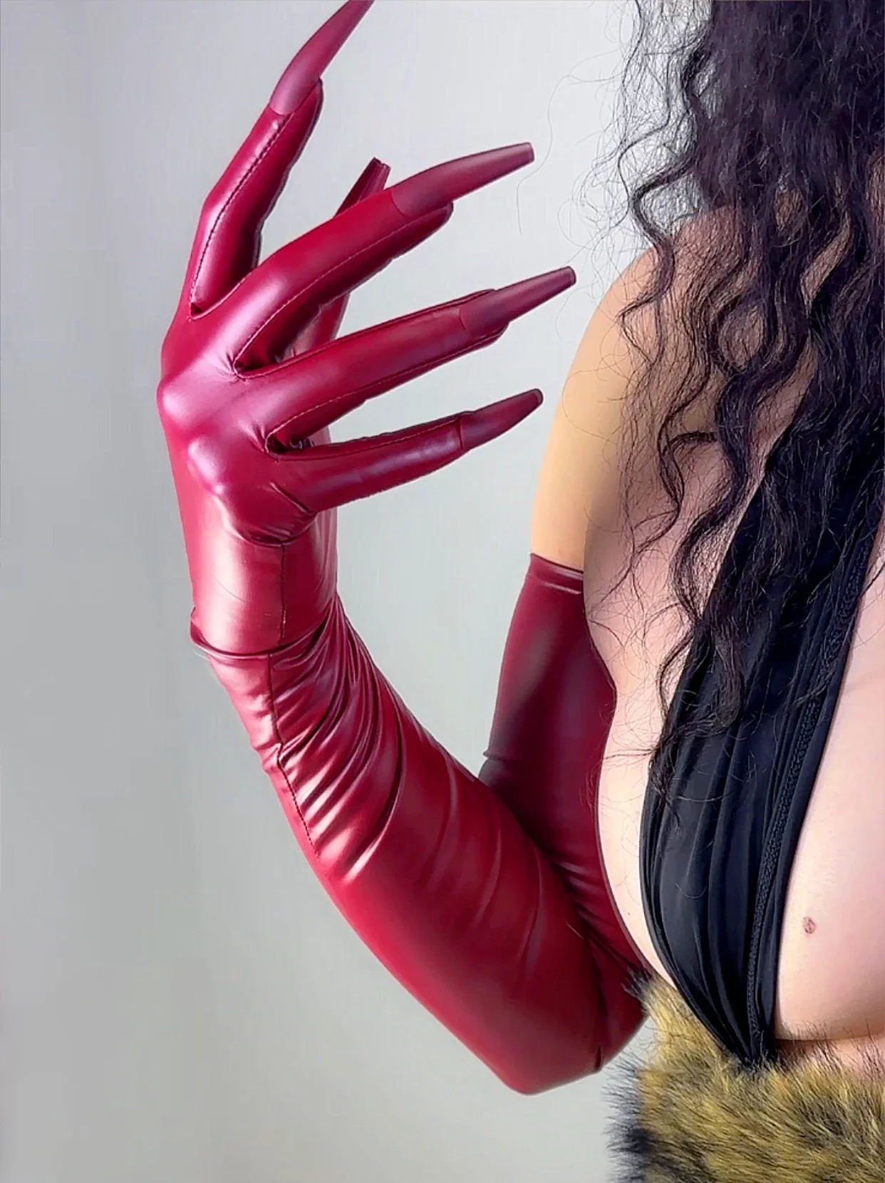 Burgundy Latex Gloves with Nails 70cm Long TECH Extra Thin High Elastic Faux Leather Rubber Nail Gloves Cosplay Costume Fashion
Burgundy Latex Gloves with Nails 70cm Long TECH Extra Thin High Elastic Faux Leather Rubber Nail Gloves Cosplay Costume Fashion