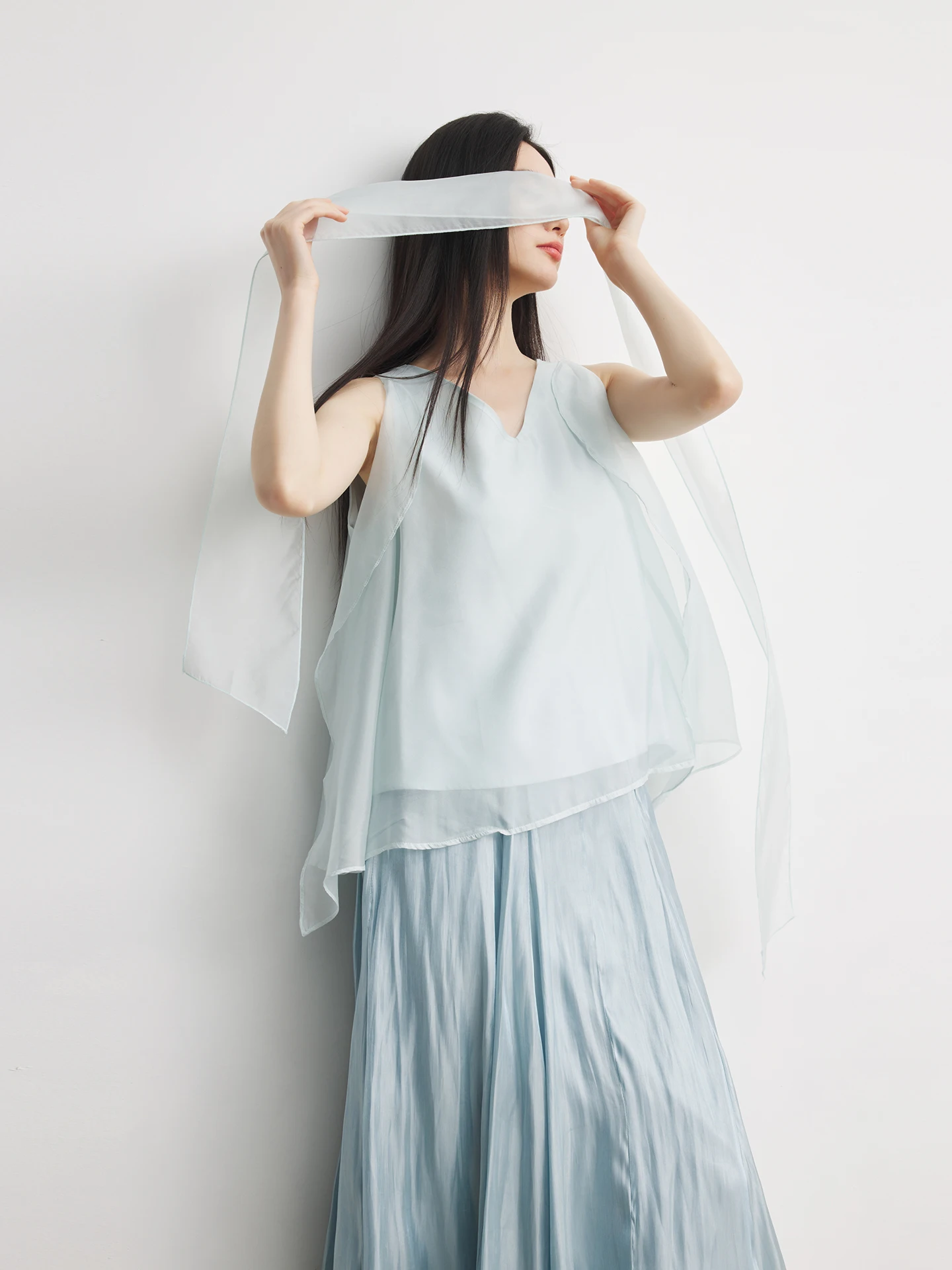 Annata Sea Blue Mystery Irregular Sleeveless Vest Women Summer Thin Straight Cut Shirt with Sash Breathable Polyester Fiber
Annata Sea Blue Mystery Irregular Sleeveless Vest Women Summer Thin Straight Cut Shirt with Sash Breathable Polyester Fiber