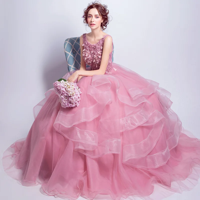 Ball Gown Evening Prom Dresses Lace Appliques Formal Prom Gowns Simple Floor-Length Vestidos
Ball Gown Evening Prom Dresses Lace Appliques Formal Prom Gowns Simple Floor-Length Vestidos