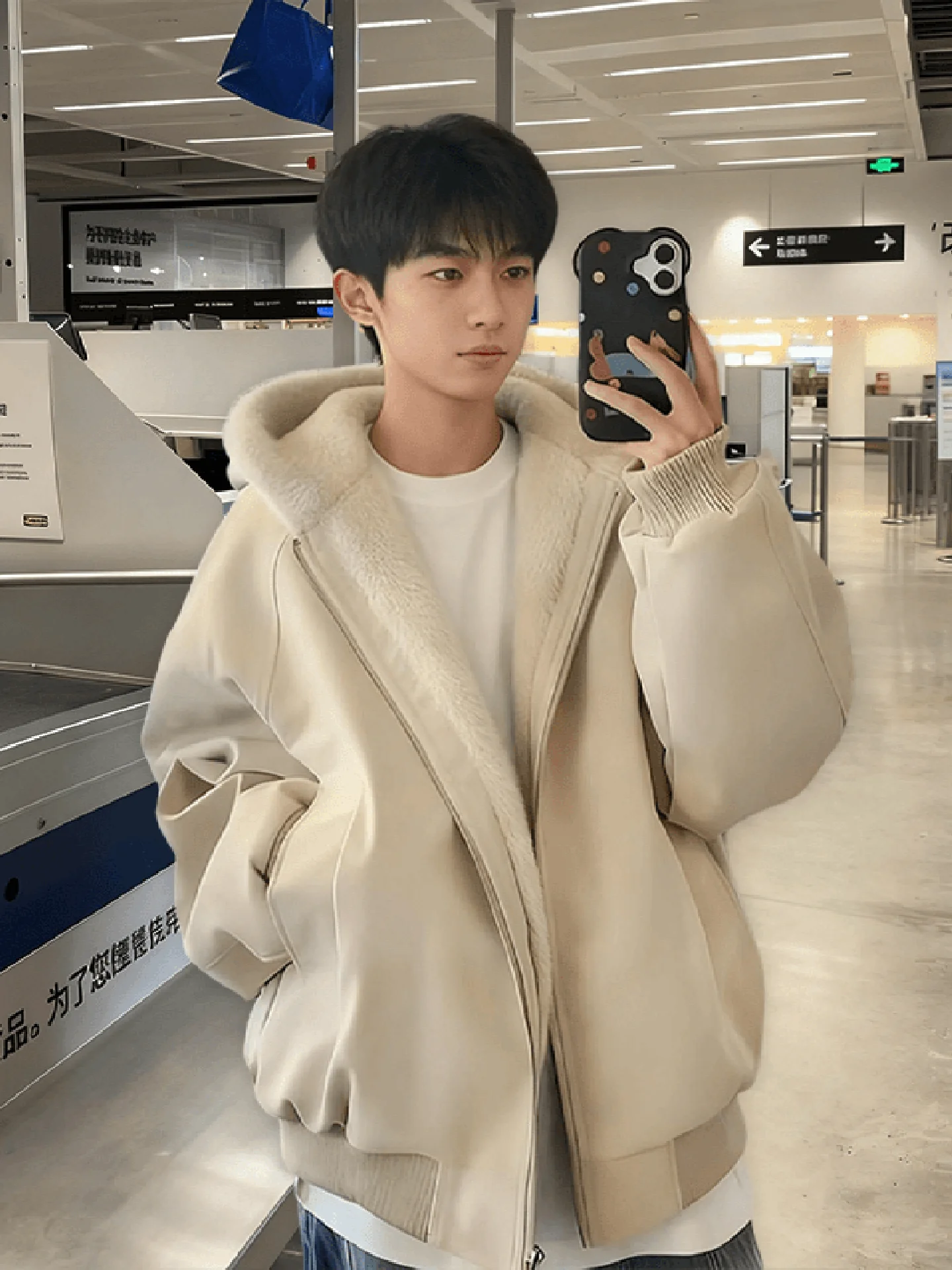 Men's Thiened Faux Rabbit Fur PU Leather Jaet Winter Warm Lamb Velvet Cotton Coat Boxy Sle Casual Hooded Zipper Closure
Men's Thiened Faux Rabbit Fur PU Leather Jaet Winter Warm Lamb Velvet Cotton Coat Boxy Sle Casual Hooded Zipper Closure