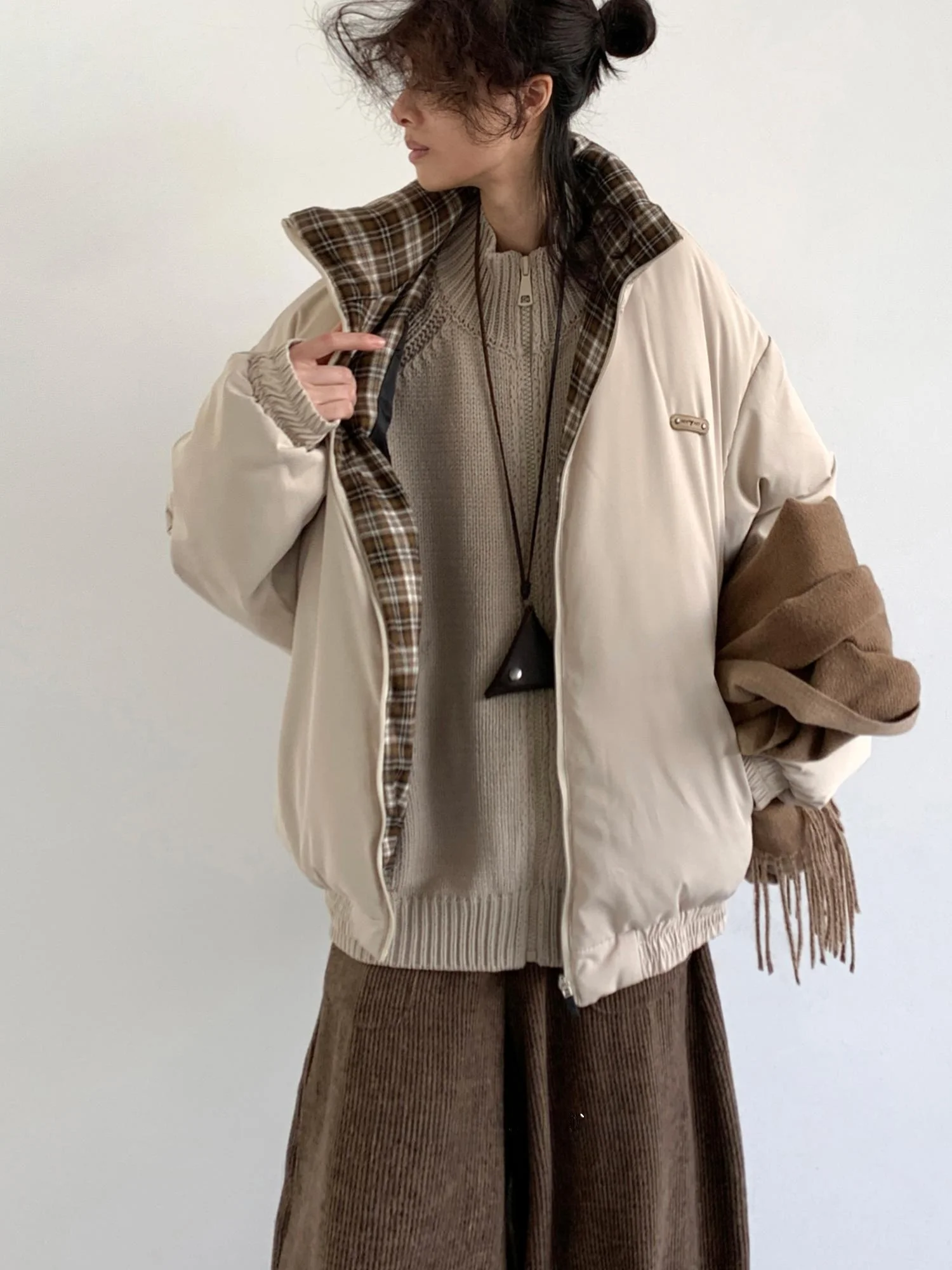 Winter Japanese Sle Retro Simple Matching Patchwork Stand Collar Cotton Jaet Loose Casual Outerwear for Men And Women
Winter Japanese Sle Retro Simple Matching Patchwork Stand Collar Cotton Jaet Loose Casual Outerwear for Men And Women