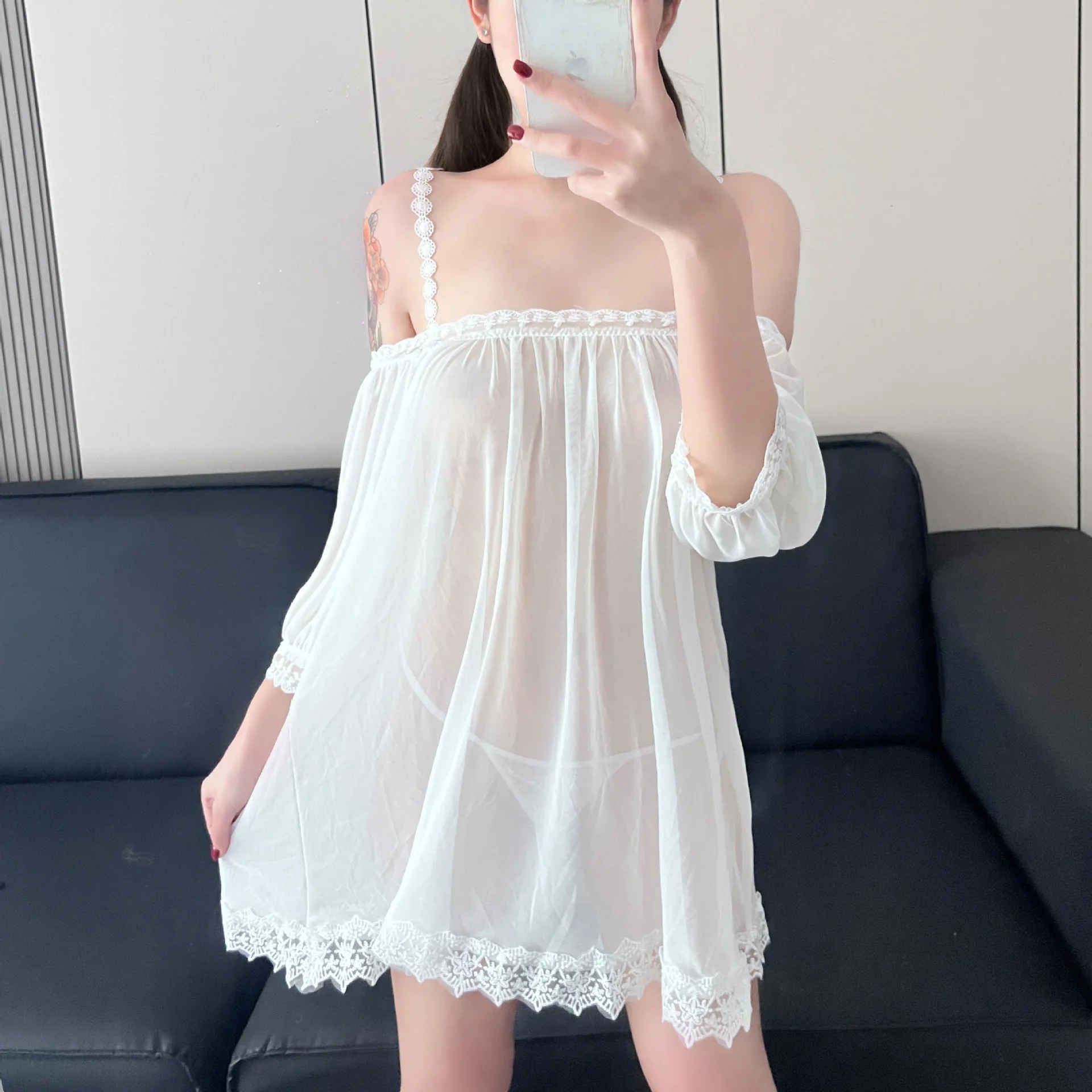 Women Sexy Lace Nightgowns 2024 Spring Summer Lady Sling Homewear Sleeveless Sleepwear Female Transparent Pajama Dresses
Women Sexy Lace Nightgowns 2024 Spring Summer Lady Sling Homewear Sleeveless Sleepwear Female Transparent Pajama Dresses