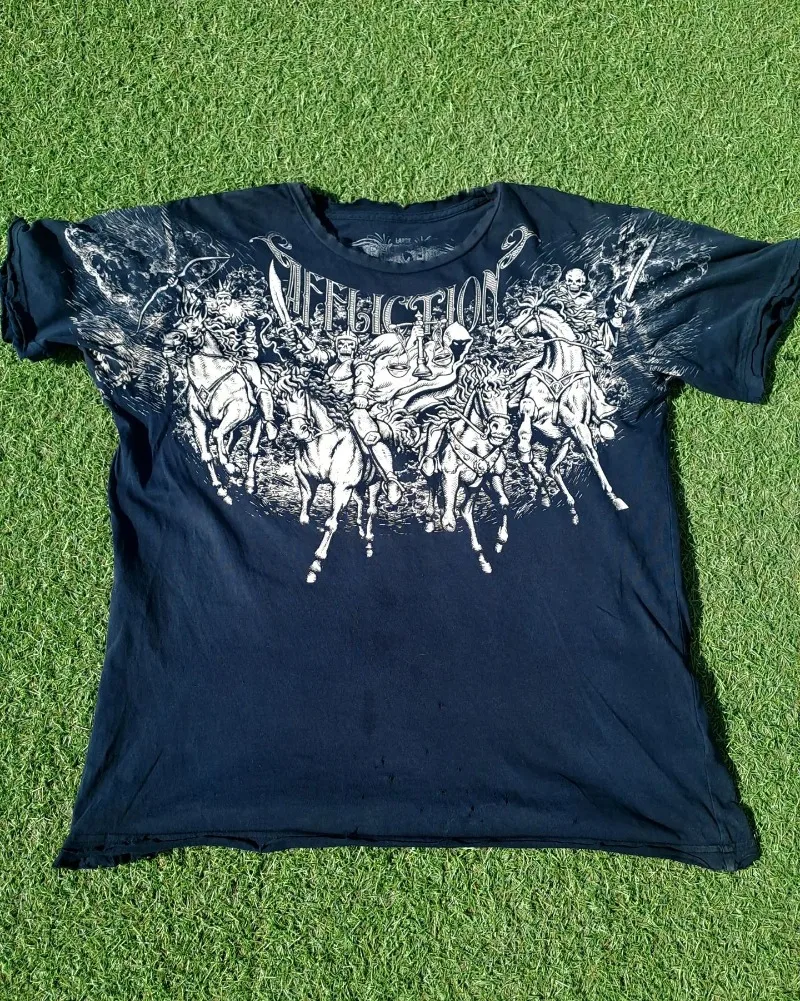 2024 American New Summer Fashion Oversized Skull Print T Shirt Men Vintage Hip Hop Popular Casual Joker Couple Short Sleeves Top
2024 American New Summer Fashion Oversized Skull Print T Shirt Men Vintage Hip Hop Popular Casual Joker Couple Short Sleeves Top