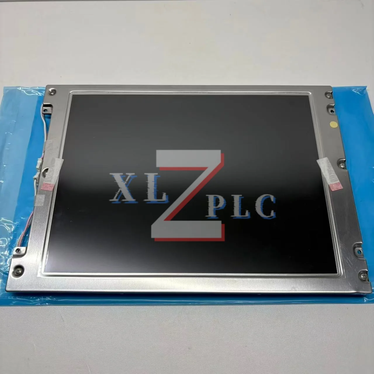 LTM10C209A Жидкокристаллический экран новый в коробке
LTM10C209A Жидкокристаллический экран новый в коробке