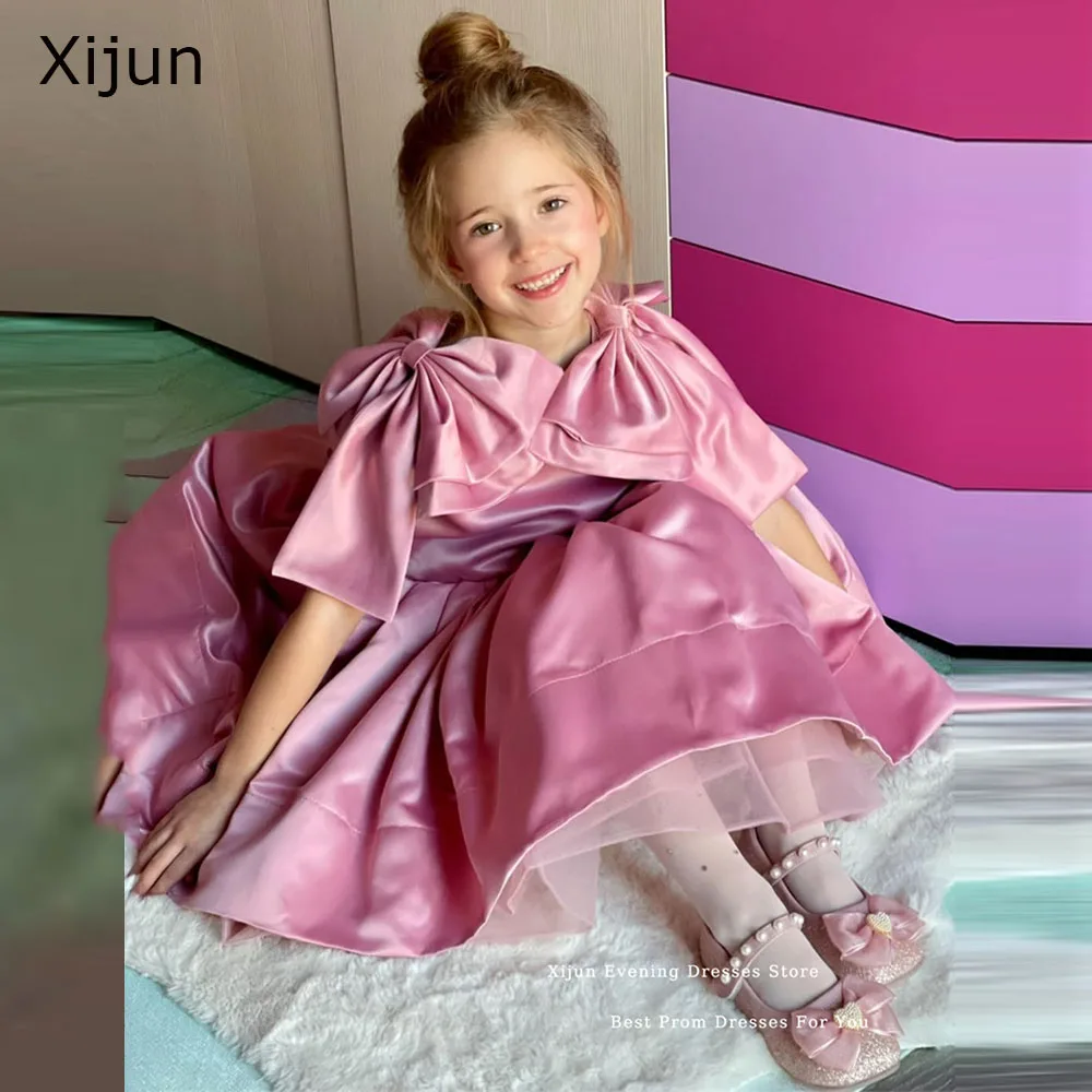 Милые розовые атласные платья Xijun для девочек с бантом, плиссированные платья А-силуэта для свадебных торжеств и дней рождения, на заказ
Милые розовые атласные платья Xijun для девочек с бантом, плиссированные платья А-силуэта для свадебных торжеств и дней рождения, на заказ