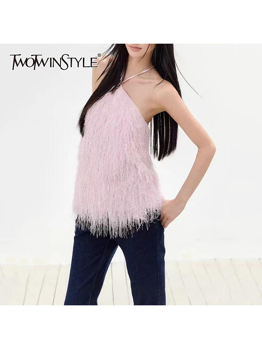 TWOTWINSTYLE Solid Slimming Spliced Feathers Fashion Vests for Women Halter Sleeveless Backless Casual Vest Female Clothing New
TWOTWINSTYLE Solid Slimming Spliced Feathers Fashion Vests for Women Halter Sleeveless Backless Casual Vest Female Clothing New