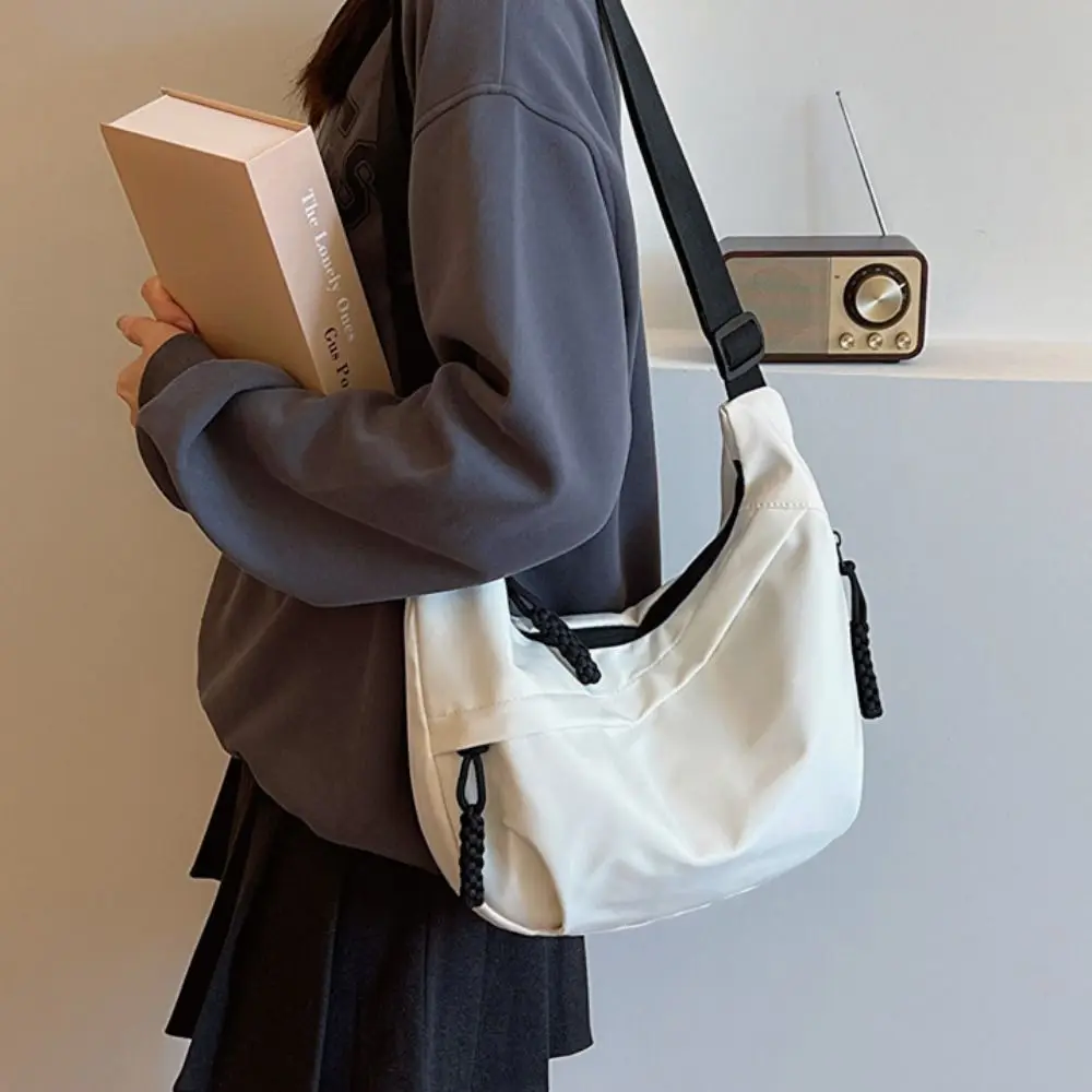 Повседневная нейлоновая сумка через плечо в корейском стиле, парусиновая большая вместительная ткань Оксфорд, сумка на плечо, простая дорожная сумка для пельменей
Повседневная нейлоновая сумка через плечо в корейском стиле, парусиновая большая вместительная ткань Оксфорд, сумка на плечо, простая дорожная сумка для пельменей