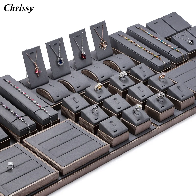 Карбоновая золотистая серая подставка для ювелирных изделий, роскошная витрина-держатель для твердого золота, ожерелья, браслета, кольца, прилавка магазина
Карбоновая золотистая серая подставка для ювелирных изделий, роскошная витрина-держатель для твердого золота, ожерелья, браслета, кольца, прилавка магазина