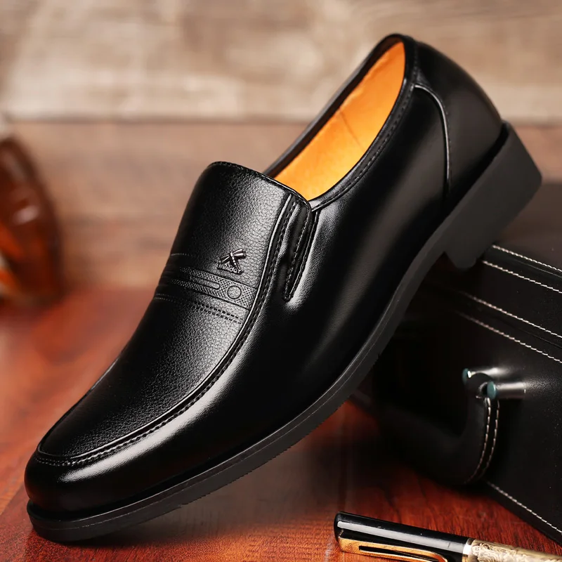 Minimal design men dress shoes low top leather business footwear solid color anti slip sole simple style for daily wear
Minimal design men dress shoes low top leather business footwear solid color anti slip sole simple style for daily wear
