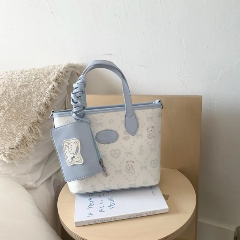 Graceful Retro Crossbody Bag Chain Buckle Detail Maillard Color Boho Style Adjustable Strap Campus Micro Bag
Graceful Retro Crossbody Bag Chain Buckle Detail Maillard Color Boho Style Adjustable Strap Campus Micro Bag