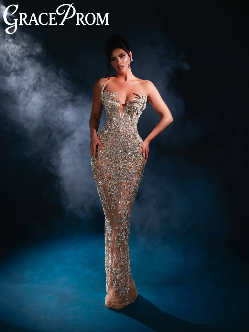 Attractive Nude Silver Crystal Evening Dress Opulent Elegant Sheath Long Wedding Party Gown Customized Sexy Illusion Prom Dress
Attractive Nude Silver Crystal Evening Dress Opulent Elegant Sheath Long Wedding Party Gown Customized Sexy Illusion Prom Dress
