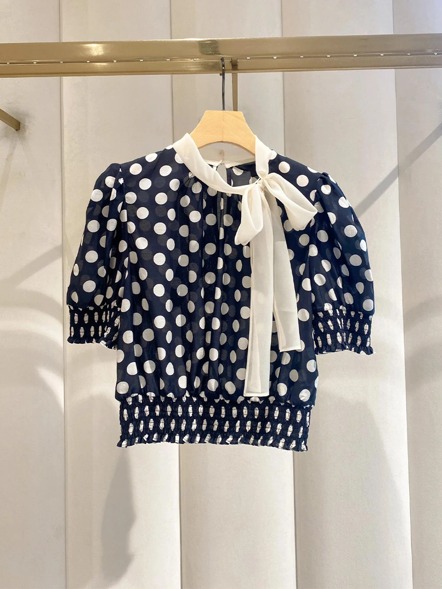 Polka Dot Bow Tie Stand Collar Short Shirt Women's Spring Summer New Style Slimming Waist Design French Style Bubble Sleeve
Polka Dot Bow Tie Stand Collar Short Shirt Women's Spring Summer New Style Slimming Waist Design French Style Bubble Sleeve