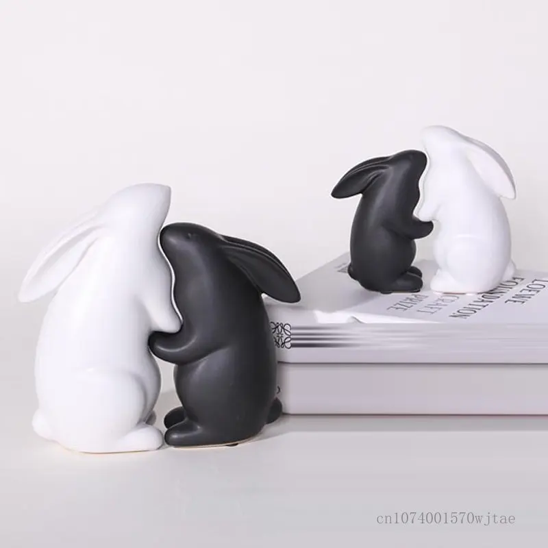 Modern Creative Ceramic Rabbit Pair Sculpture, Black and White, Living Room, Wine Cabinet, TV Cabinet, Craft Decor
Modern Creative Ceramic Rabbit Pair Sculpture, Black and White, Living Room, Wine Cabinet, TV Cabinet, Craft Decor