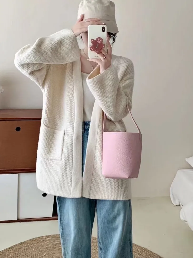 Elegant Long Wrap Cardigan Women's Loose Fit Knitted Sweater Coat Soft Polyester Fiber Autumn Winter Lazy Style Tummy Cover
Elegant Long Wrap Cardigan Women's Loose Fit Knitted Sweater Coat Soft Polyester Fiber Autumn Winter Lazy Style Tummy Cover