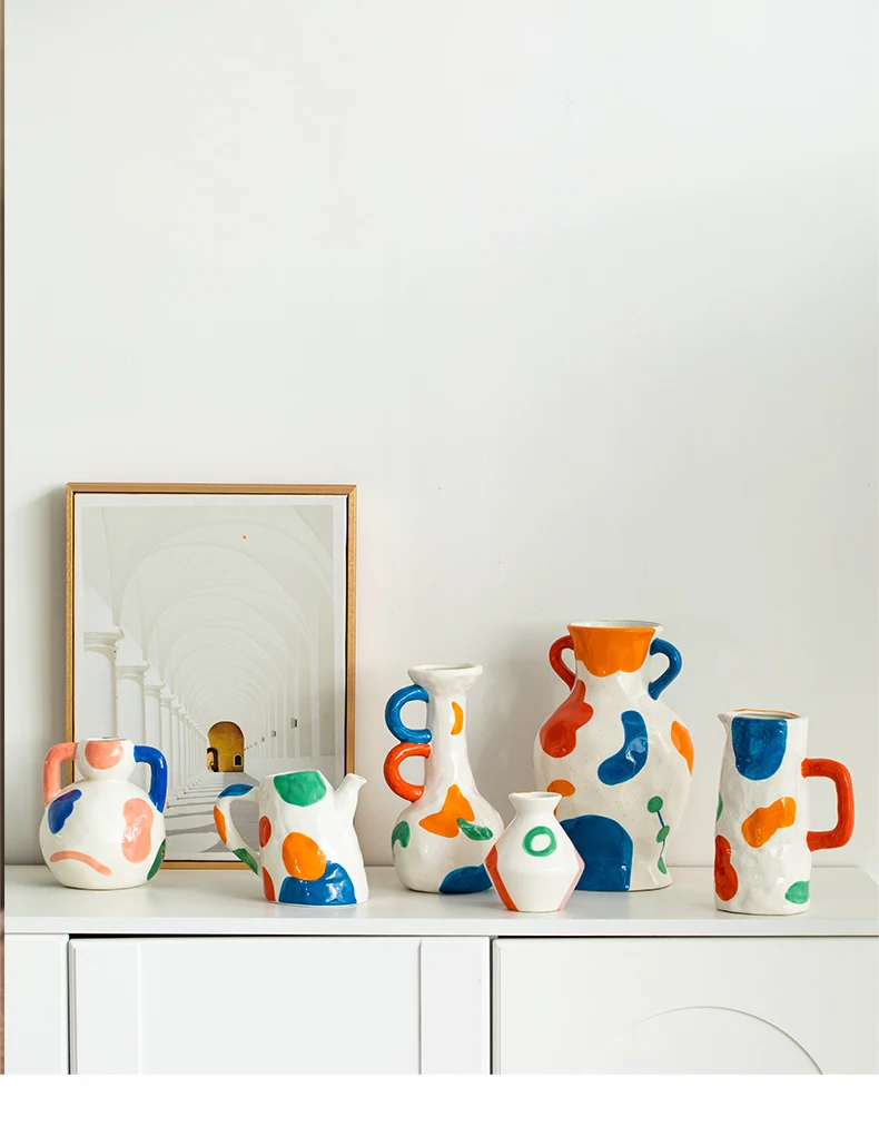 Creative vases, flower pots, vase decorations, living room flower arrangements, dried flowers, ceramics, luxurious and high-end
Creative vases, flower pots, vase decorations, living room flower arrangements, dried flowers, ceramics, luxurious and high-end