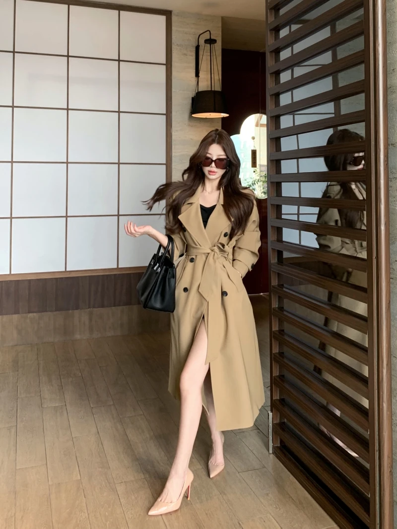 Elegant Double-Breasted Long Casual Khaki Women's Coat Autumn Winter New Style Vintage Over-Knee Outerwear Korean Loose Fit
Elegant Double-Breasted Long Casual Khaki Women's Coat Autumn Winter New Style Vintage Over-Knee Outerwear Korean Loose Fit