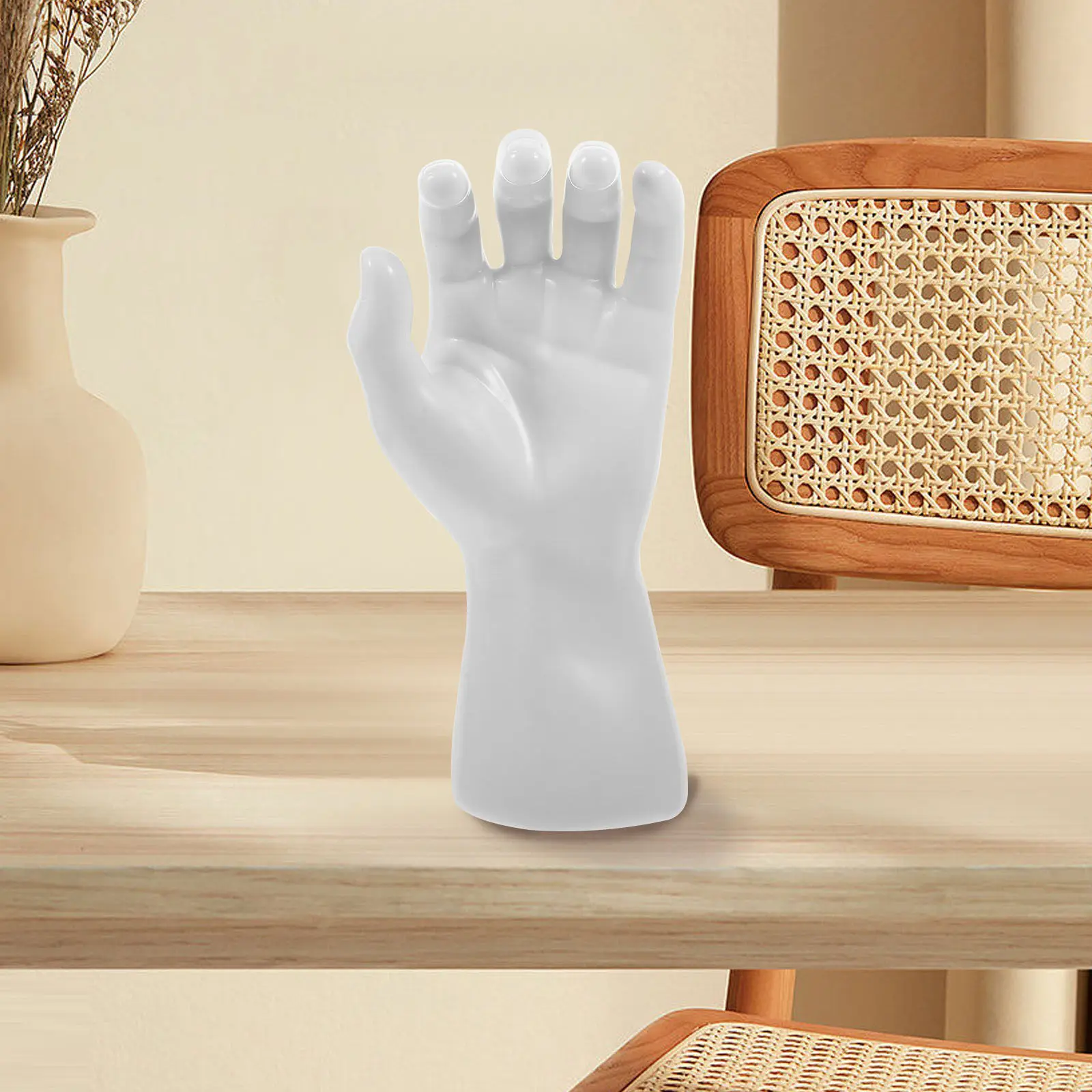 3D Transparent Hand Shaped Jewelry Display Stand Ring Holder Bracelet Watch Glove Showcase for Desktop Home Store Display Rack
3D Transparent Hand Shaped Jewelry Display Stand Ring Holder Bracelet Watch Glove Showcase for Desktop Home Store Display Rack