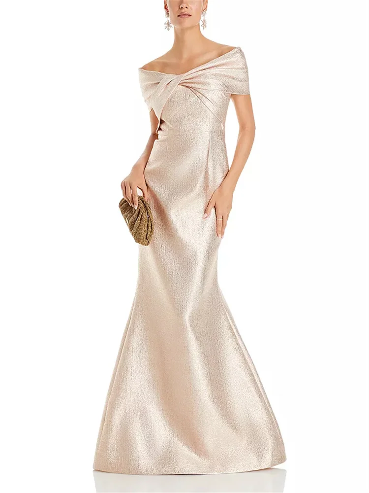 New Arrival Chic Rose Gold Off-Shoulder Twisted Evening Gown Pleated Twisted Neck Slim Fit Mermaid Floor-Length Party Dress
New Arrival Chic Rose Gold Off-Shoulder Twisted Evening Gown Pleated Twisted Neck Slim Fit Mermaid Floor-Length Party Dress