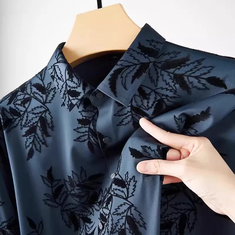 Мужская свободная повседневная рубашка с длинным рукавом на пуговицах, с цветочным принтом, на подкладке, для весны и осени
Мужская свободная повседневная рубашка с длинным рукавом на пуговицах, с цветочным принтом, на подкладке, для весны и осени