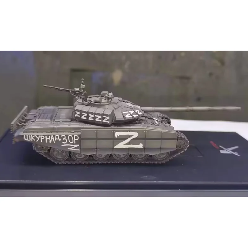 1/72 Scale Russian And Ukrainian T-72B3 Main Battle Tank Mariupol Real Vehicle Battlefield Paint Plastic Tank Model Collection
1/72 Scale Russian And Ukrainian T-72B3 Main Battle Tank Mariupol Real Vehicle Battlefield Paint Plastic Tank Model Collection