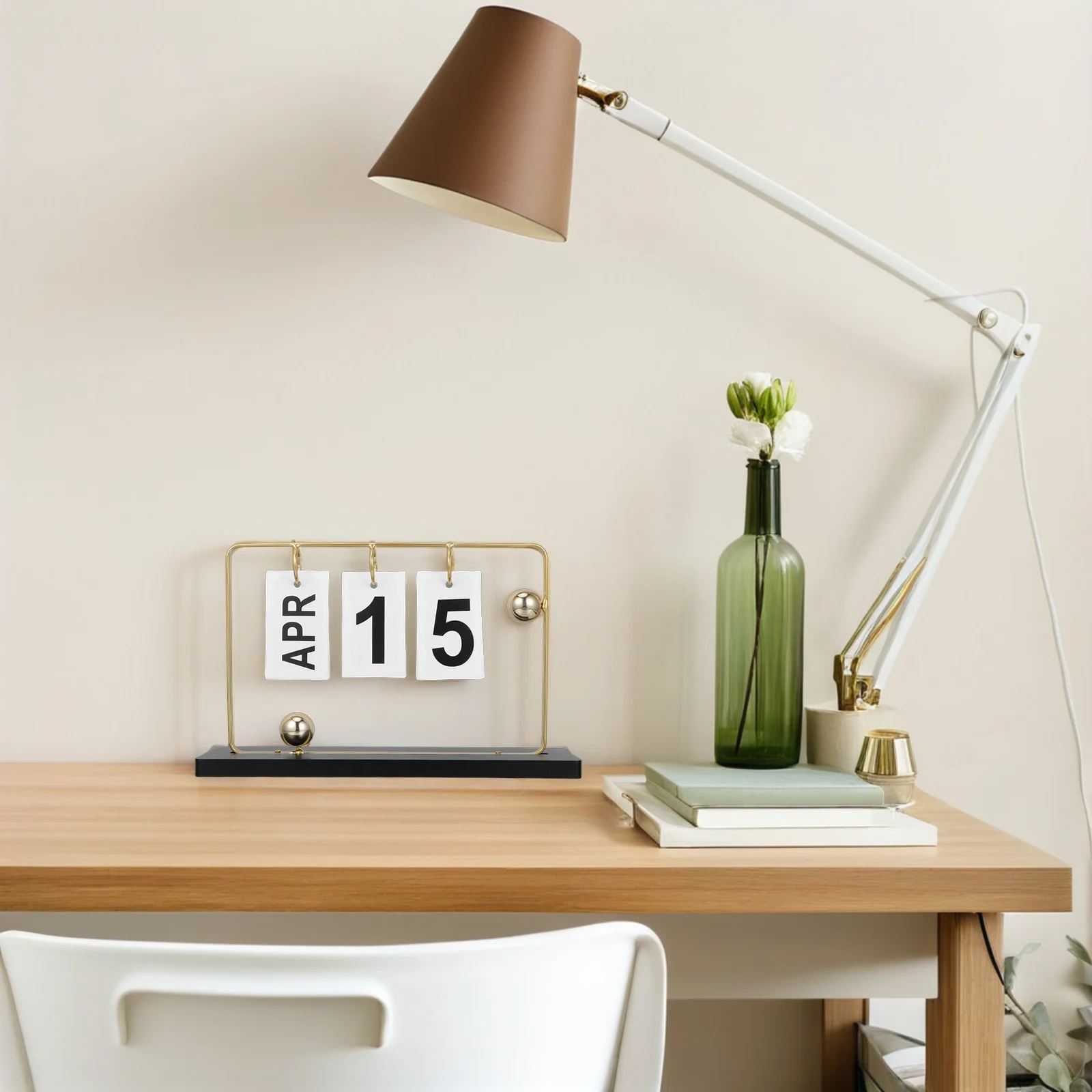 1Set Wooden Desk Perpetual Calendar Minimalist Standing Flip Daily Display Office Home Yearly Reusable Calendar
1Set Wooden Desk Perpetual Calendar Minimalist Standing Flip Daily Display Office Home Yearly Reusable Calendar