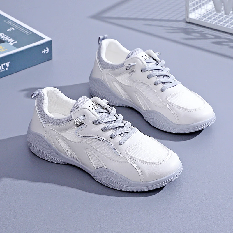 White Women Casual Shoes Mesh Flat Breathable Women's Sneakers 2026 Autumn New Fashion Training Comfortable Sneakers For Ladies
White Women Casual Shoes Mesh Flat Breathable Women's Sneakers 2026 Autumn New Fashion Training Comfortable Sneakers For Ladies