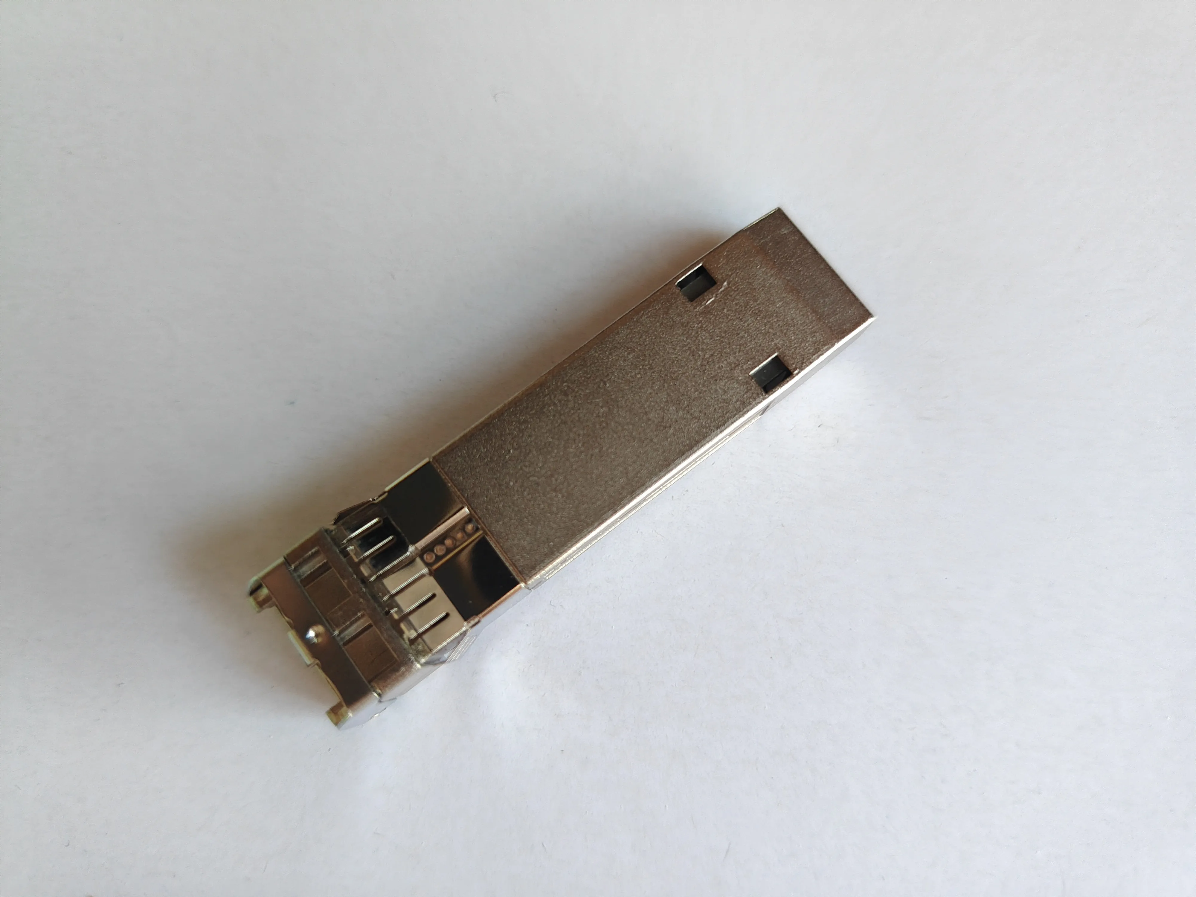 SFP-10G-LRM/LC-LC 10GBASE-LRM 1310nm 10GB SFP Module/10G lrm sfp fiber switch transceiver
SFP-10G-LRM/LC-LC 10GBASE-LRM 1310nm 10GB SFP Module/10G lrm sfp fiber switch transceiver
