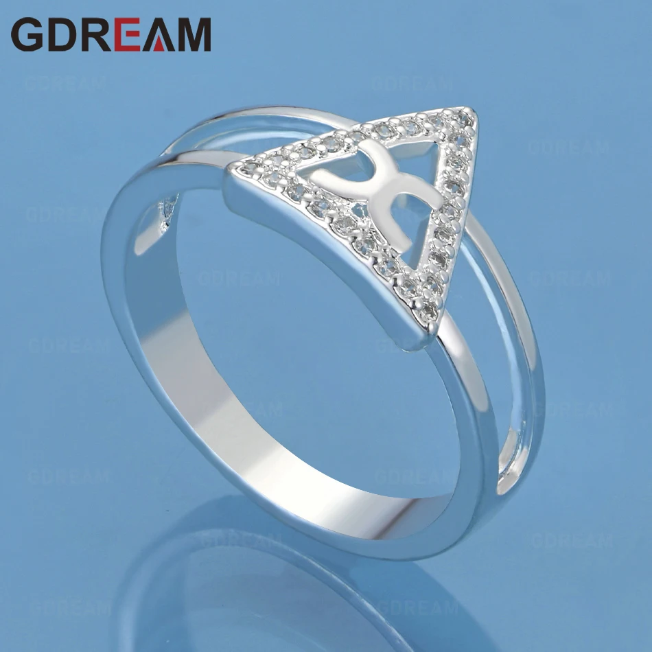 GDREAM 925 Sterling Silver Triangular Openwork Ring With Zircon: A Simple And Elegant Everyday Accessory For Women.
GDREAM 925 Sterling Silver Triangular Openwork Ring With Zircon: A Simple And Elegant Everyday Accessory For Women.