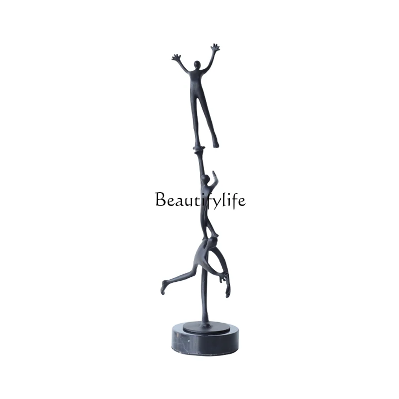 Modern minimalist metal figure climbing sculpture ornament living room study soft decoration 
Modern minimalist metal figure climbing sculpture ornament living room study soft decoration