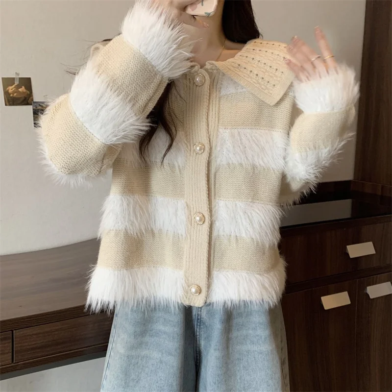 Outerwears Gentle Temperament doll Collar Sweater Coat Cardigan Women's Autumn and Winter Plush Striped Soft Waxy Sweater Tide
Outerwears Gentle Temperament doll Collar Sweater Coat Cardigan Women's Autumn and Winter Plush Striped Soft Waxy Sweater Tide