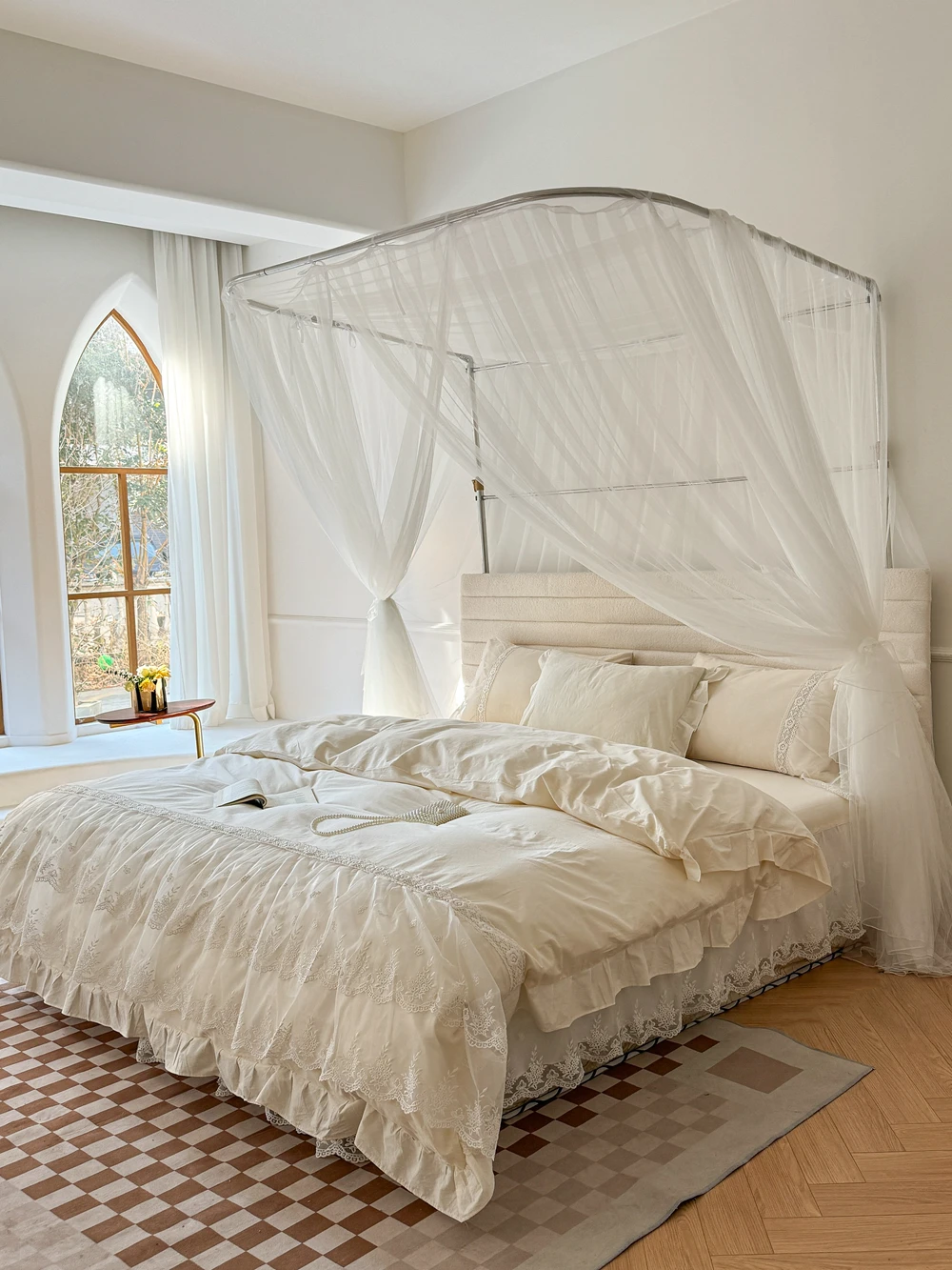 Легкоочищаемая U-образная москитная сетка класса А, расширяемая и регулируемая, с подставкой из нержавеющей стали для спальни и домашнего использования, новая модель
Легкоочищаемая U-образная москитная сетка класса А, расширяемая и регулируемая, с подставкой из нержавеющей стали для спальни и домашнего использования, новая модель