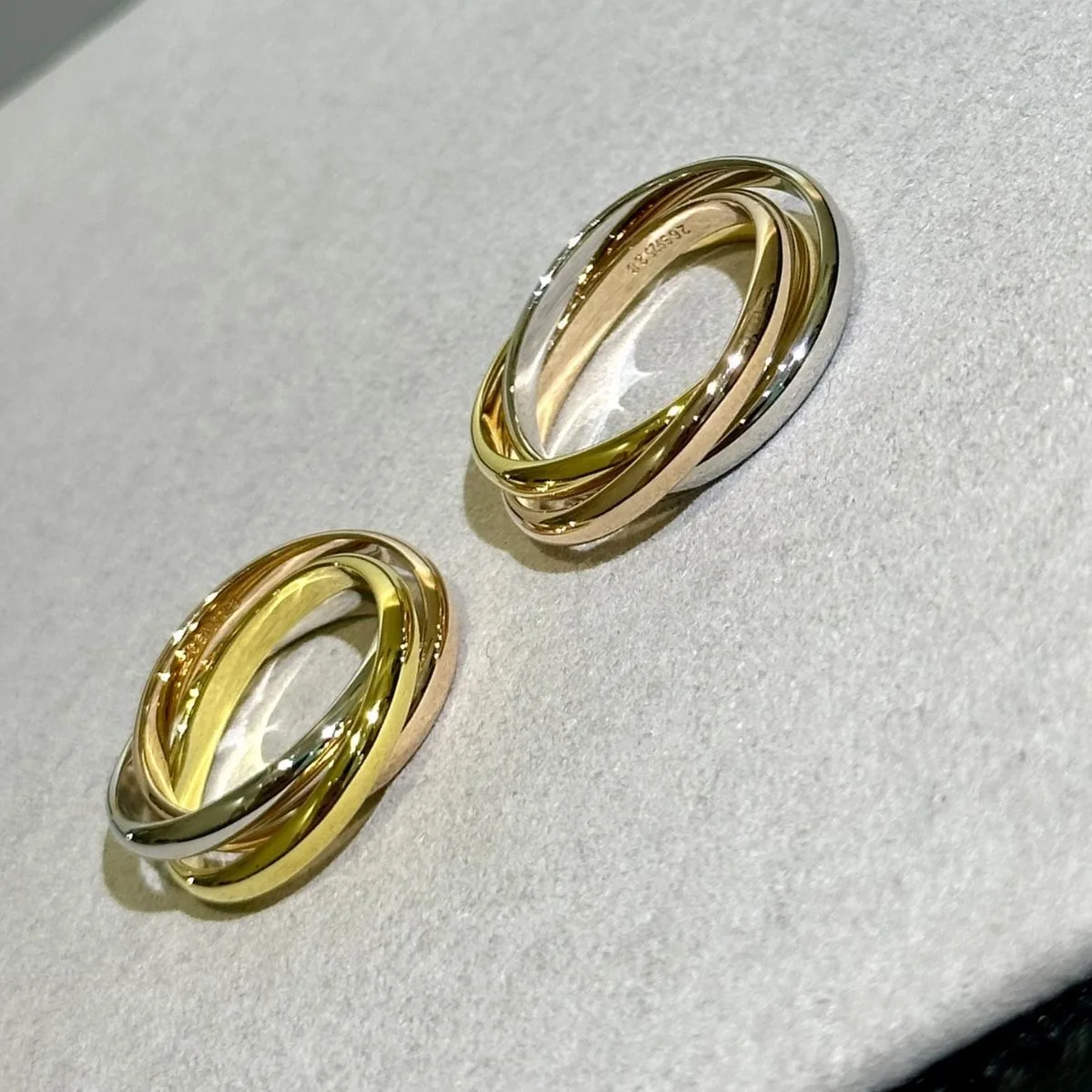 Hot selling brand 925 sterling silver personalized tricolor ring for ladies, fashionable couple pairing ring, anniversary gift
Hot selling brand 925 sterling silver personalized tricolor ring for ladies, fashionable couple pairing ring, anniversary gift