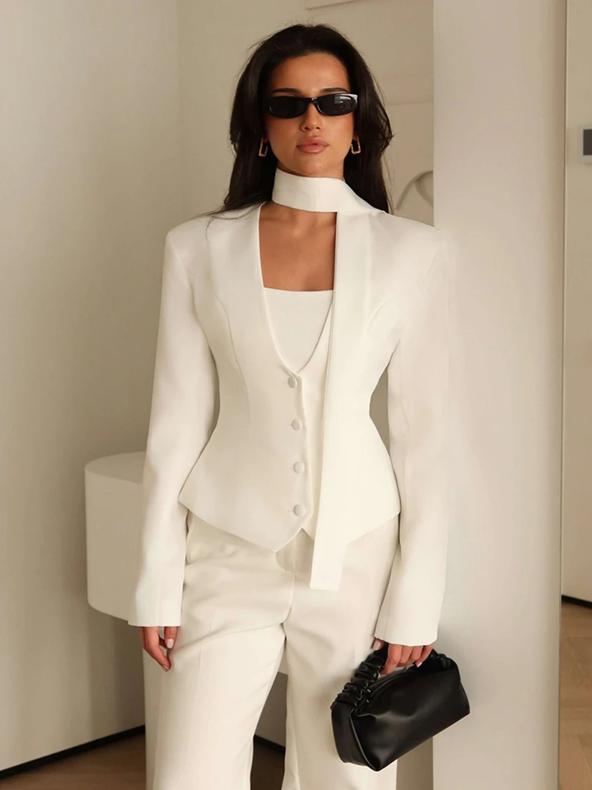 Parc Fee модная тонкая белая офисная женская рубашка 2026 сексуальные рубашки с v-образным вырезом и длинными рукавами элегантный классический топ на шнуровке женская одежда
Parc Fee модная тонкая белая офисная женская рубашка 2026 сексуальные рубашки с v-образным вырезом и длинными рукавами элегантный классический топ на шнуровке женская одежда