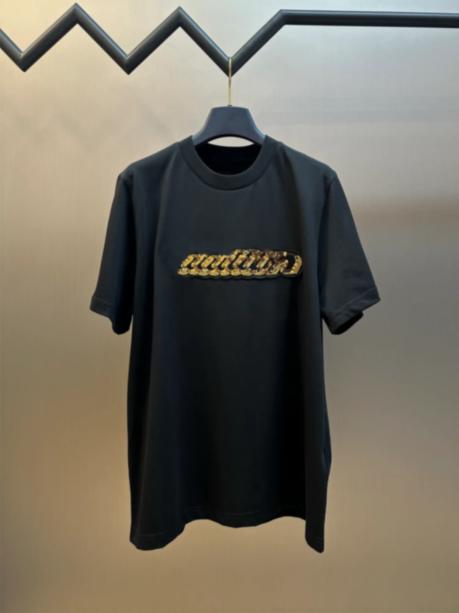 Versatile Loose Fit ort Sve T-irt Embroidered Lettering ex round Ne CleanFit Sle Cotton Pure Comfort Summer 2026
Versatile Loose Fit ort Sve T-irt Embroidered Lettering ex round Ne CleanFit Sle Cotton Pure Comfort Summer 2026