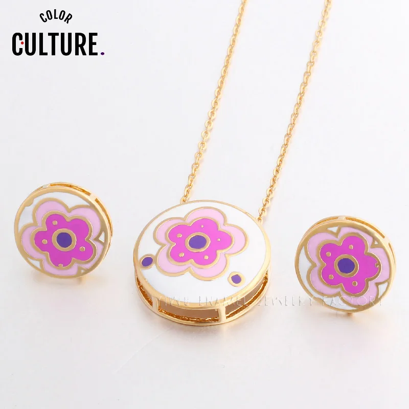 Color Culture Promotions Elegant Classic Jewelry Set for Women Gold-color Pattern Design Shape Pendant/Earrings Enamel Vintage 
Color Culture Promotions Elegant Classic Jewelry Set for Women Gold-color Pattern Design Shape Pendant/Earrings Enamel Vintage