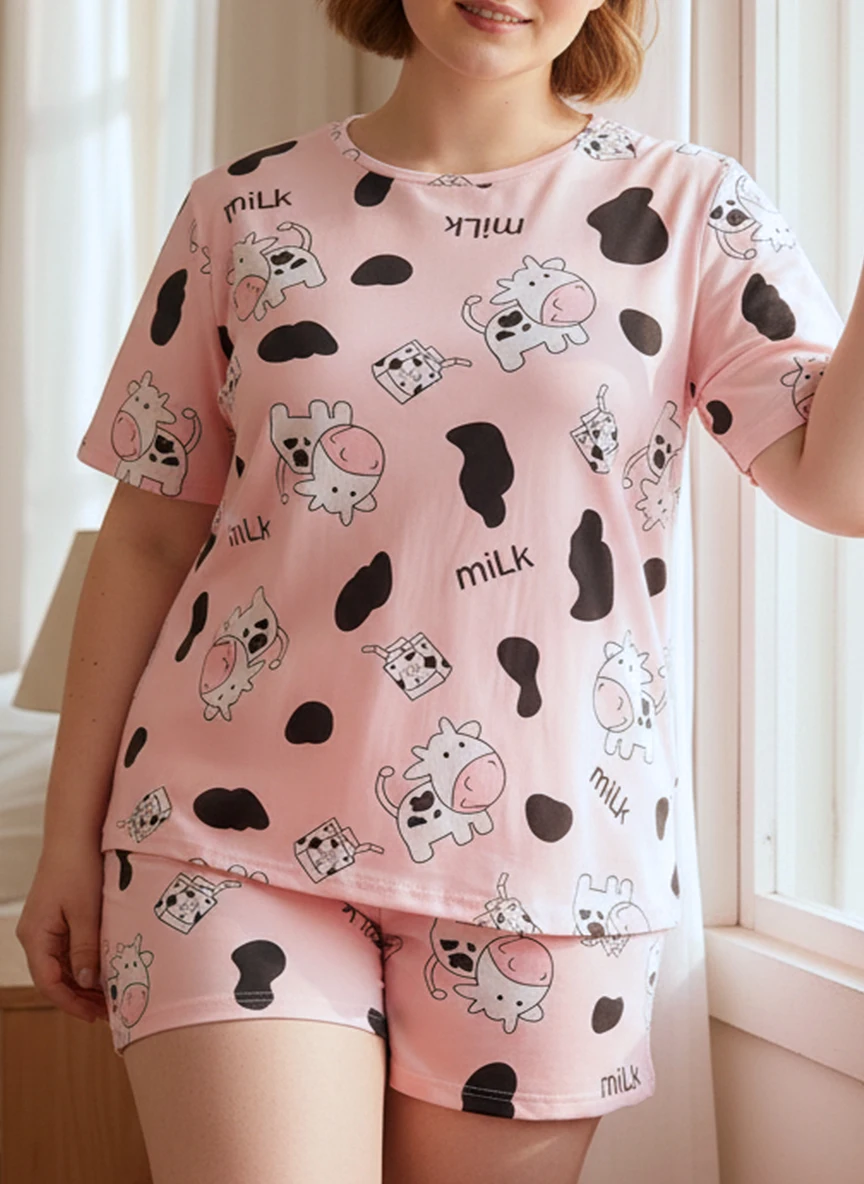 Plus-size cute cartoon cow print short-sleeved T-shirt + shorts pajamas home wear set for women
Plus-size cute cartoon cow print short-sleeved T-shirt + shorts pajamas home wear set for women