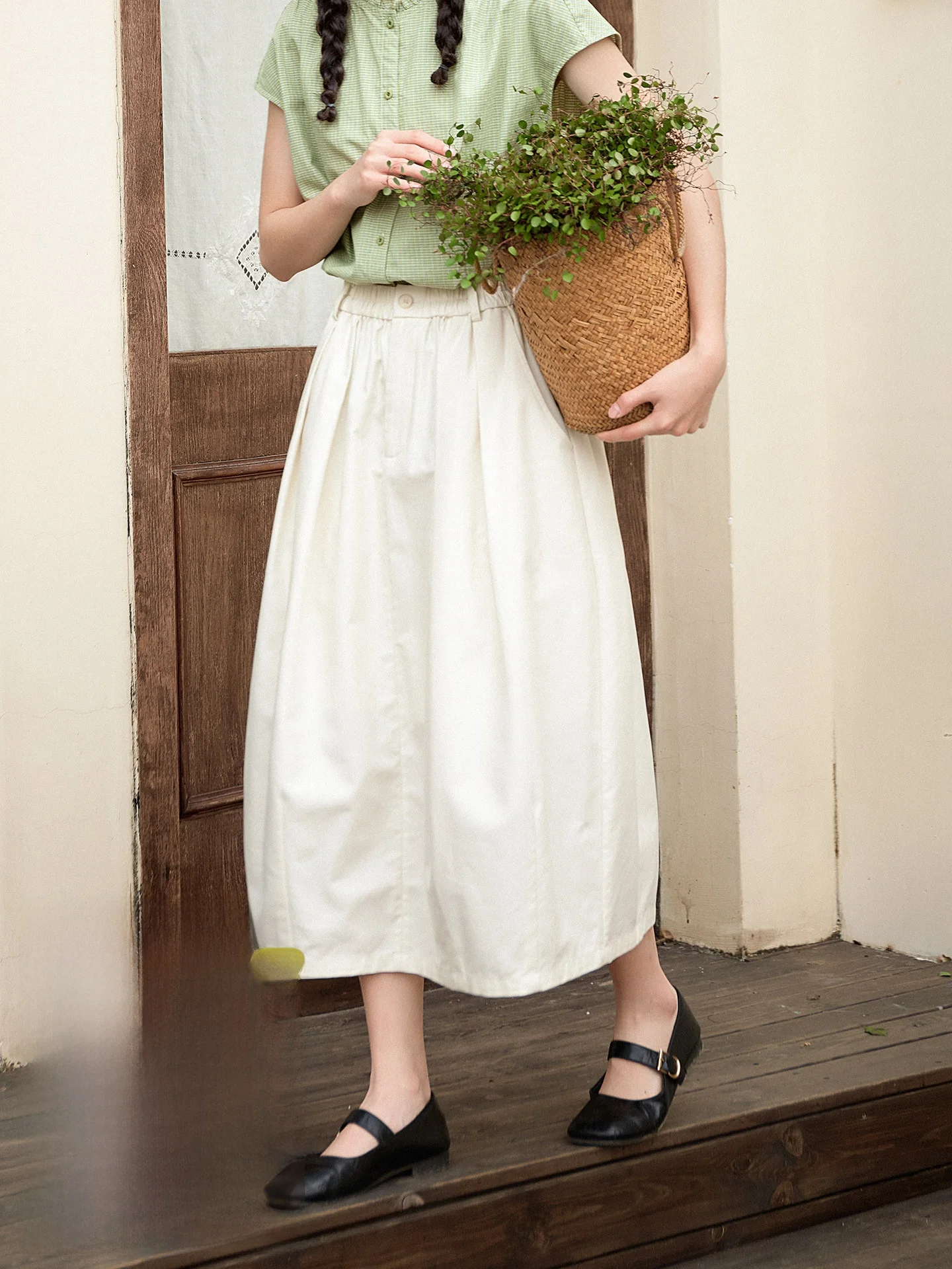 Original Versatile Loose Elastic Waist Apricot Half-length Lantern Skirt Women's New 2026 Casual High-waisted Summer Skirt
Original Versatile Loose Elastic Waist Apricot Half-length Lantern Skirt Women's New 2026 Casual High-waisted Summer Skirt