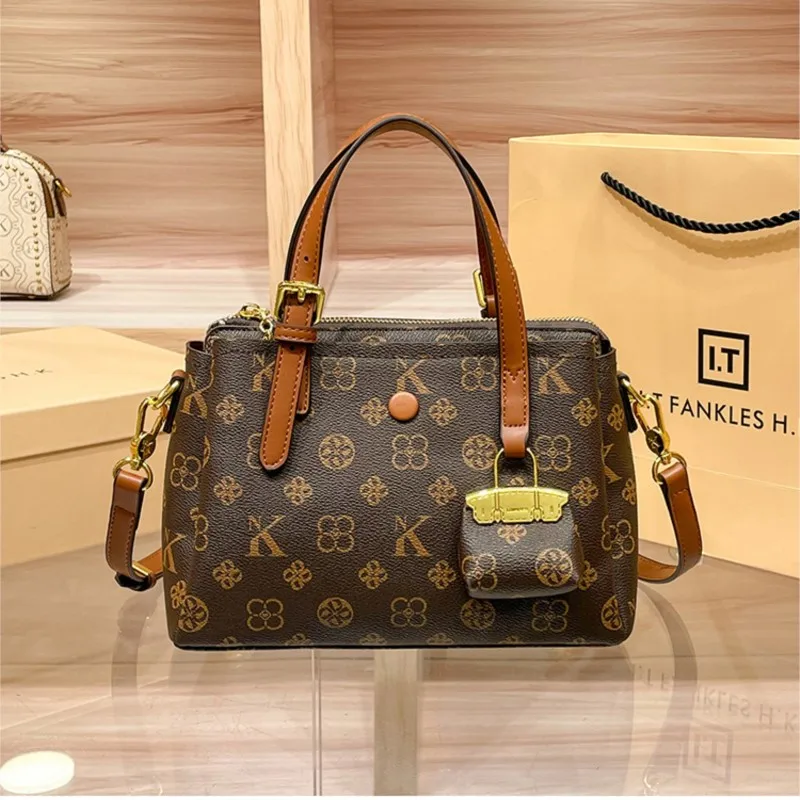 Brand handbag women's 2025 new high-end commuting large capacity tote bag shoulder crossbody bag
Brand handbag women's 2025 new high-end commuting large capacity tote bag shoulder crossbody bag