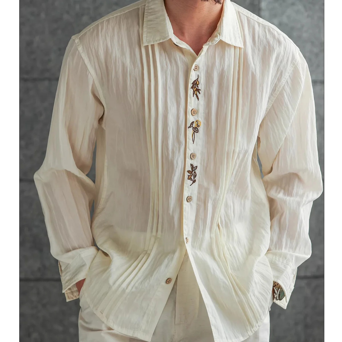 Old Money Style Embroidery Folds Vintage Lightweight Shirt Men French Fashion Long Sleeve Loose Casual Commuter Shirt Blouse
Old Money Style Embroidery Folds Vintage Lightweight Shirt Men French Fashion Long Sleeve Loose Casual Commuter Shirt Blouse