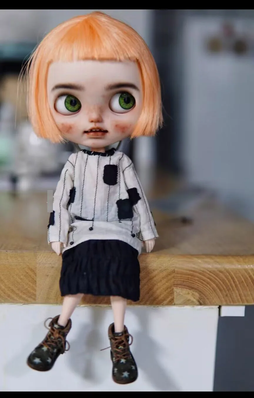 Костюм из двух предметов, одежда Blythe чайного цвета, черный и белый топ + юбка 1/6, 30 см, BJD аниме девушка (подходит для Pullip,Ob24, Licca)
Костюм из двух предметов, одежда Blythe чайного цвета, черный и белый топ + юбка 1/6, 30 см, BJD аниме девушка (подходит для Pullip,Ob24, Licca)