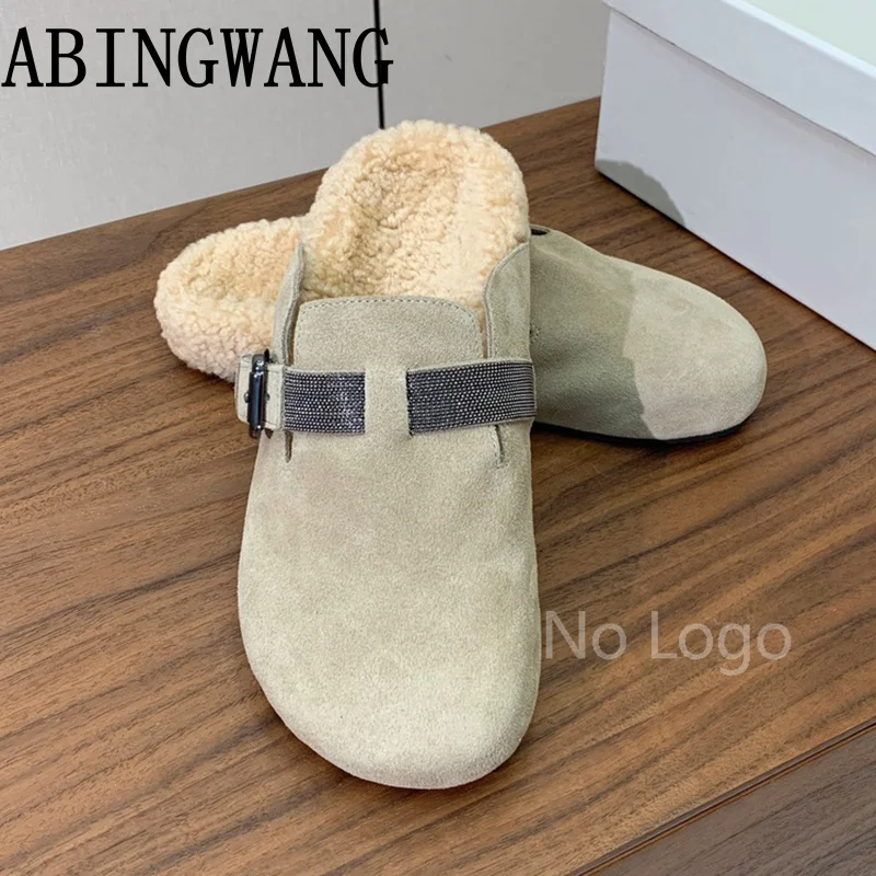2025 Autumn Winter New Suede Inside Fur Thick Sole Slippers for Women Casual Lazy Slippers Outdoor Holiday Shoes Warm Shoes
2025 Autumn Winter New Suede Inside Fur Thick Sole Slippers for Women Casual Lazy Slippers Outdoor Holiday Shoes Warm Shoes