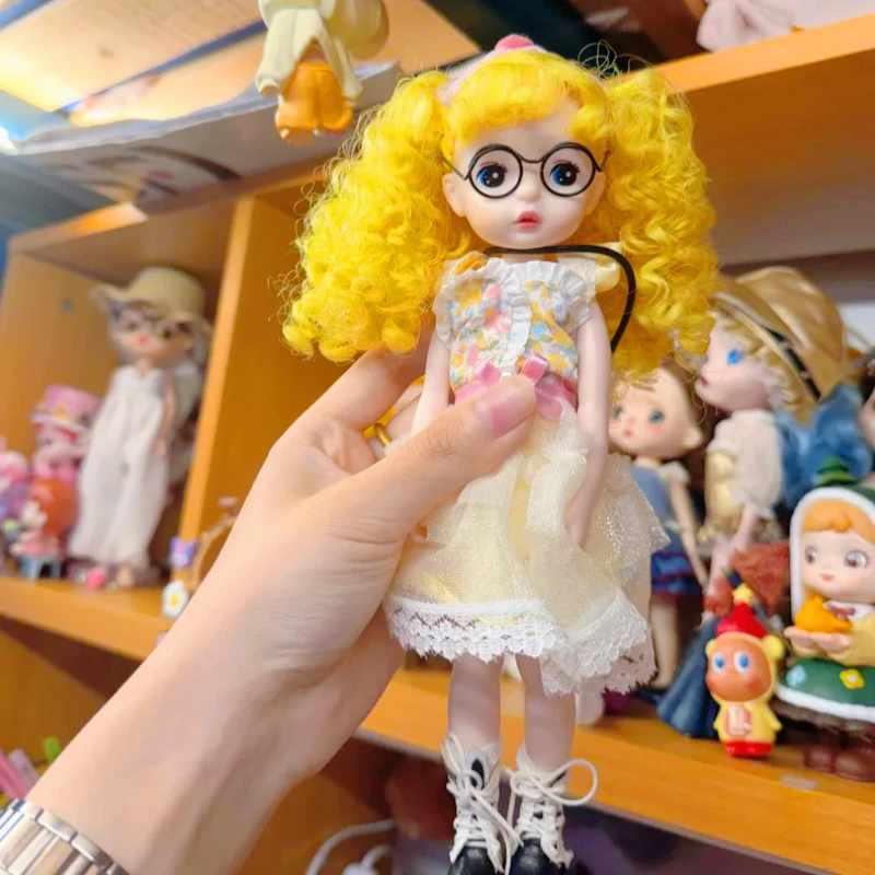 MZZM Duoding Chochodoll Fanshion Doll Repaint PUTUTU PUNANA BJD Doll MZZMDOLL Girl Figures Body Moveable DIY Girl Gift Toys
MZZM Duoding Chochodoll Fanshion Doll Repaint PUTUTU PUNANA BJD Doll MZZMDOLL Girl Figures Body Moveable DIY Girl Gift Toys