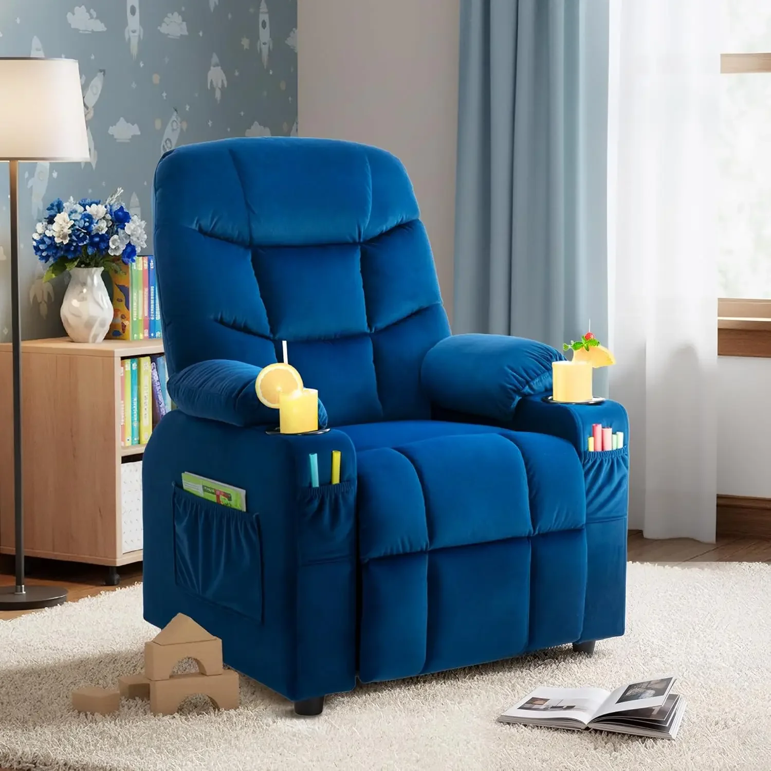 Бестселлер: Большое детское кресло-реклайнер из велюра с откидной спинкой, для детей 3-12 лет, с двумя подстаканниками и 4-мя подлокотниками
Бестселлер: Большое детское кресло-реклайнер из велюра с откидной спинкой, для детей 3-12 лет, с двумя подстаканниками и 4-мя подлокотниками