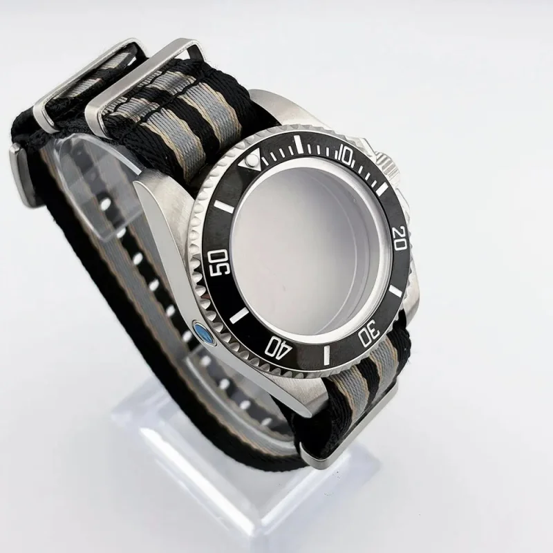 44mm Submariner Deepsaea Case 316L Stainless Steel Sapphire Glass Black Nylon Strap Suitable for NH34 NH35 NH36 Movement
44mm Submariner Deepsaea Case 316L Stainless Steel Sapphire Glass Black Nylon Strap Suitable for NH34 NH35 NH36 Movement