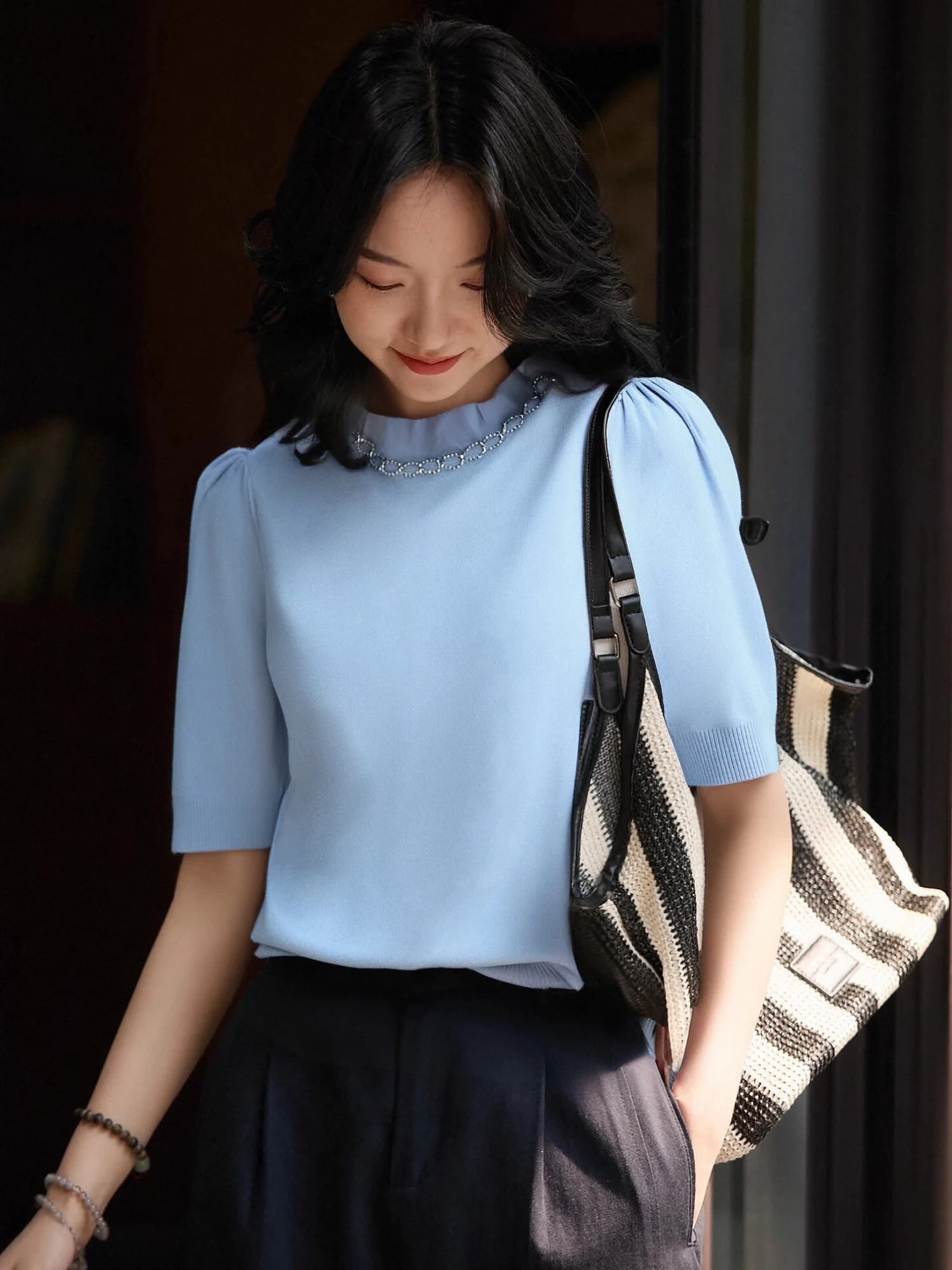 Chivirin Simple Ice Silk Knitted Top Women's Commute Five-Quarter Sve round Ne Loose Fit Summer New Sle Ele
Chivirin Simple Ice Silk Knitted Top Women's Commute Five-Quarter Sve round Ne Loose Fit Summer New Sle Ele