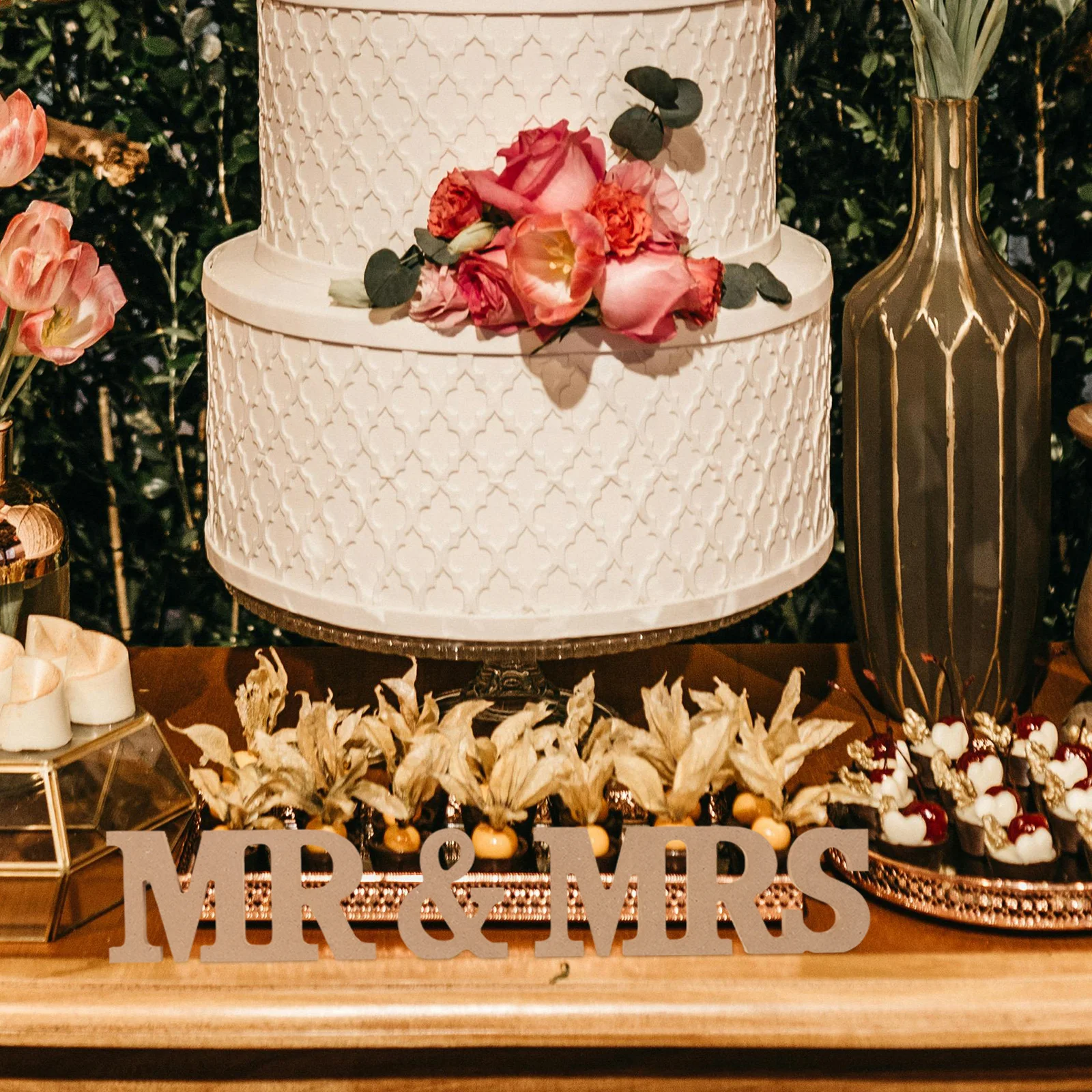 Rustic Vintage Wooden Sign Wedding Table Centerpieces Head Table Decor Sweetheart Anniversary Party Decoration
Rustic Vintage Wooden Sign Wedding Table Centerpieces Head Table Decor Sweetheart Anniversary Party Decoration