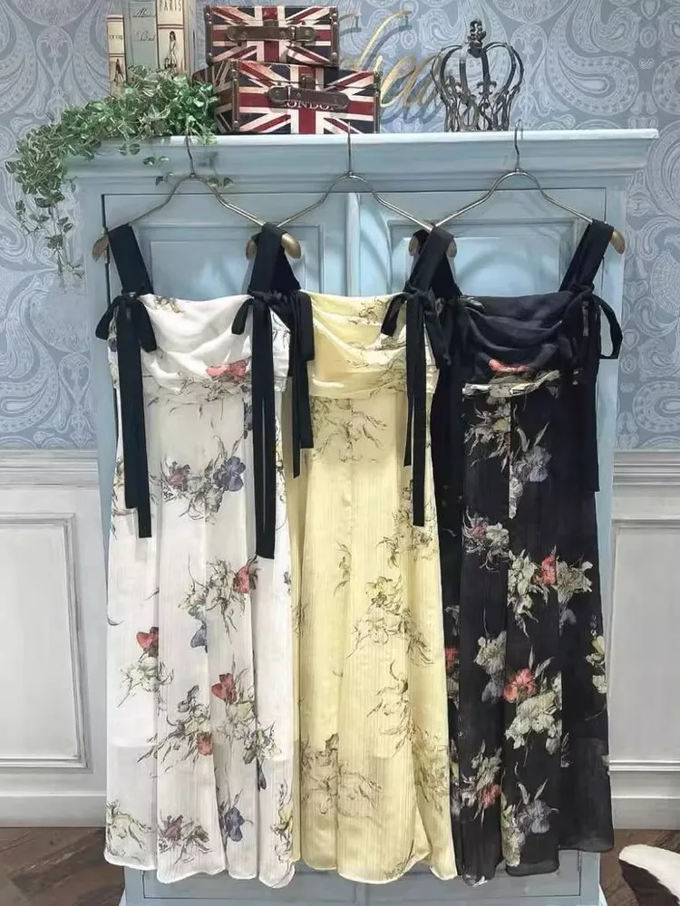 Summer New Arrival Hand-Painted Watercolor Print Knot Sash Dress Women's Fashionable Holiday Style High Waist Gown
Summer New Arrival Hand-Painted Watercolor Print Knot Sash Dress Women's Fashionable Holiday Style High Waist Gown