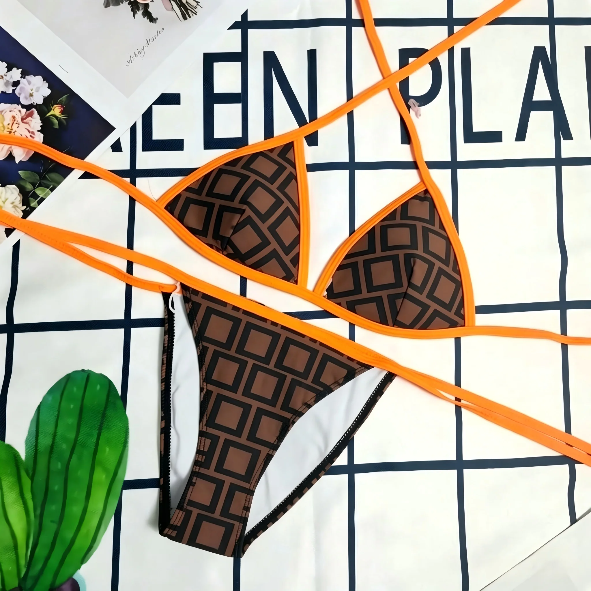 Fashionable casual printed brown women's lace up bikini
Fashionable casual printed brown women's lace up bikini