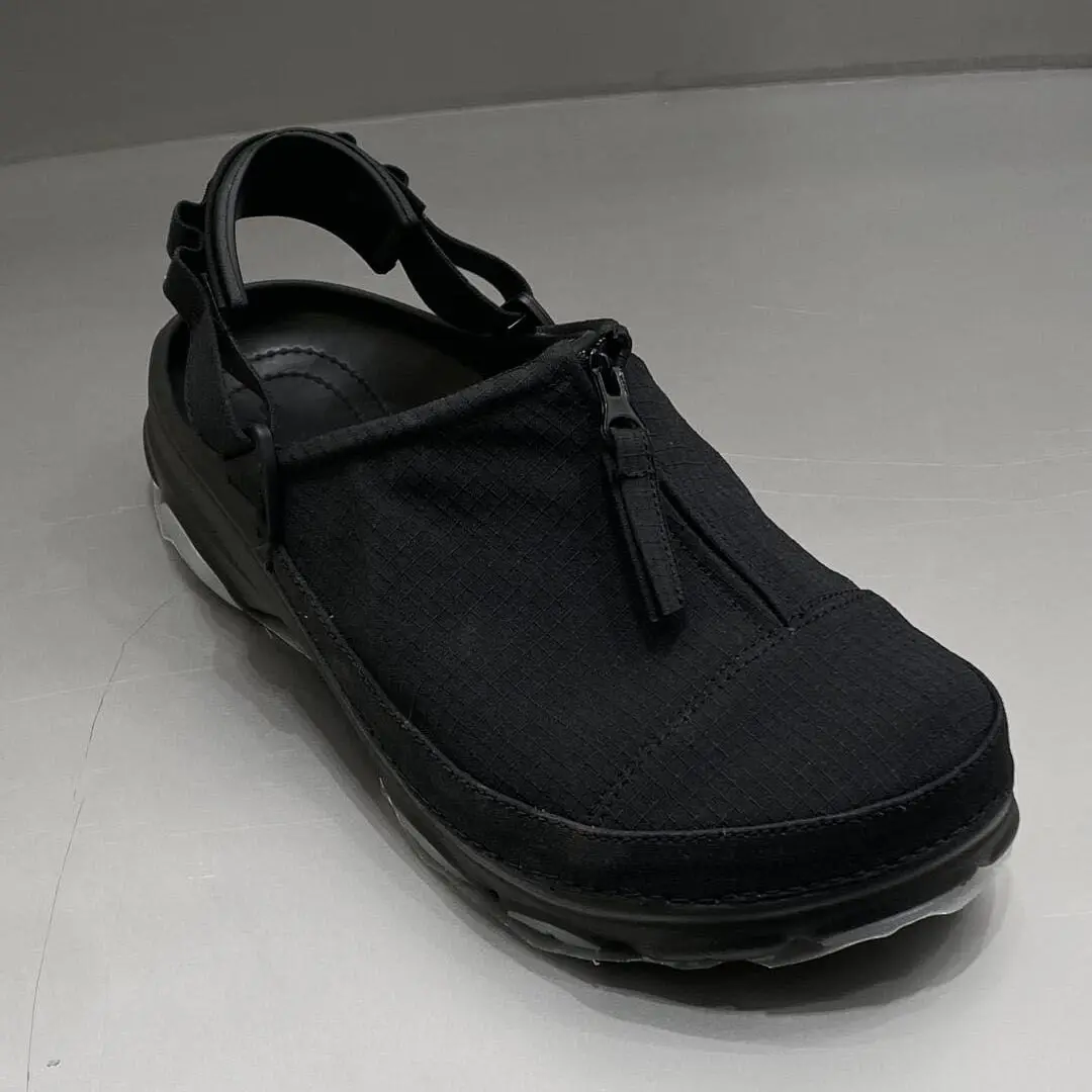 New Summer Couple Beach oes Men Women Slip-On Lazy Commuting Slippers Casual Cool Sandals Ultra-Leather Upaded Version
New Summer Couple Beach oes Men Women Slip-On Lazy Commuting Slippers Casual Cool Sandals Ultra-Leather Upaded Version