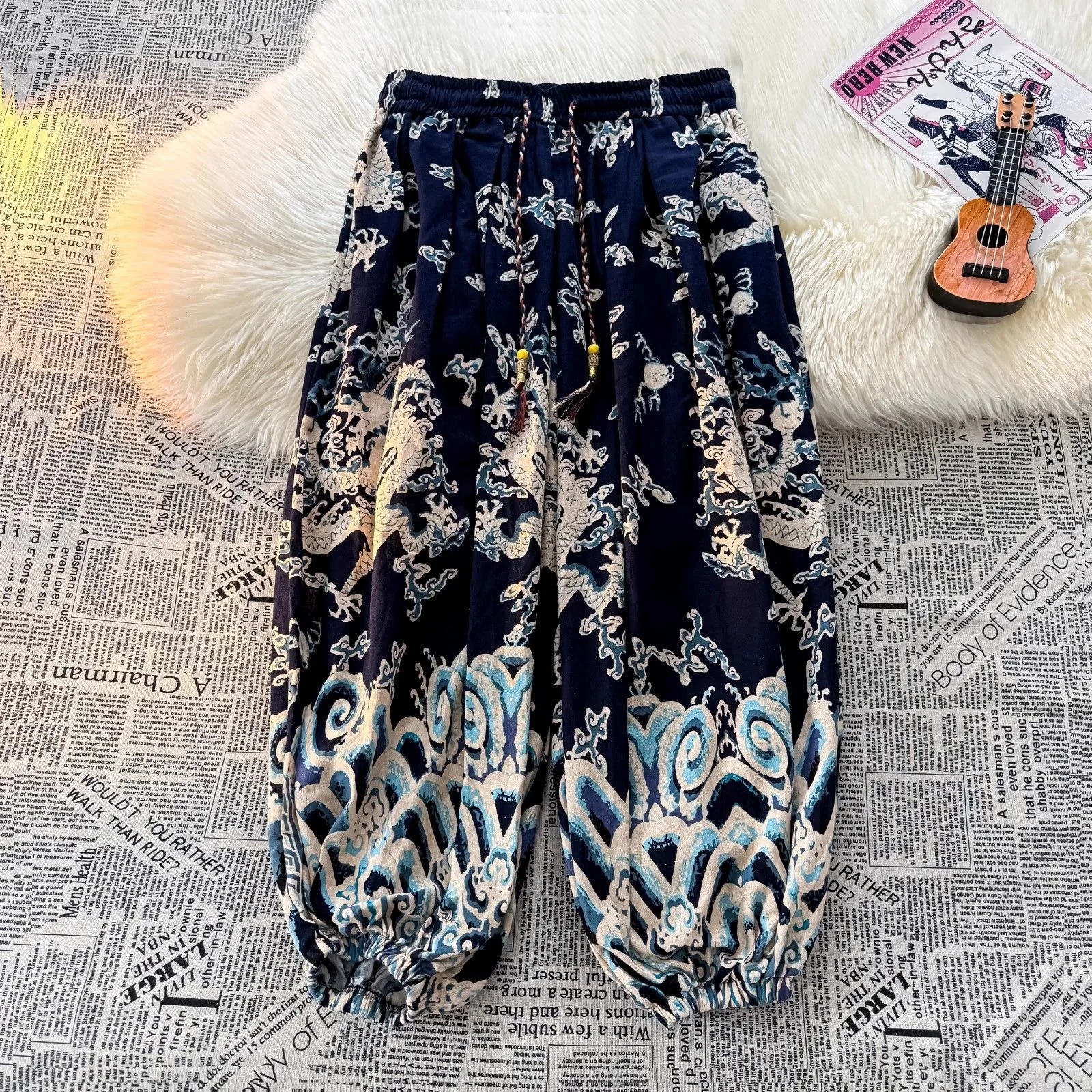 Male M-8XL Big Size Ethnic Bloomers Pants Men Print Design Senior Loose Summer Trendy Fashion Trouser Boy Handsome Sext Pantalon
Male M-8XL Big Size Ethnic Bloomers Pants Men Print Design Senior Loose Summer Trendy Fashion Trouser Boy Handsome Sext Pantalon